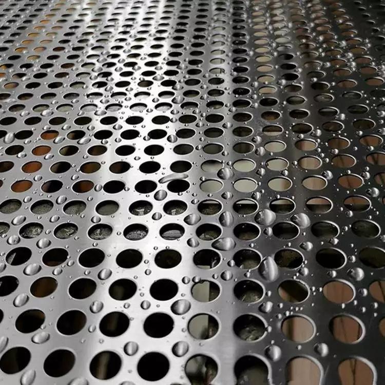 天津什么是不锈钢拉丝贴膜冲孔板？